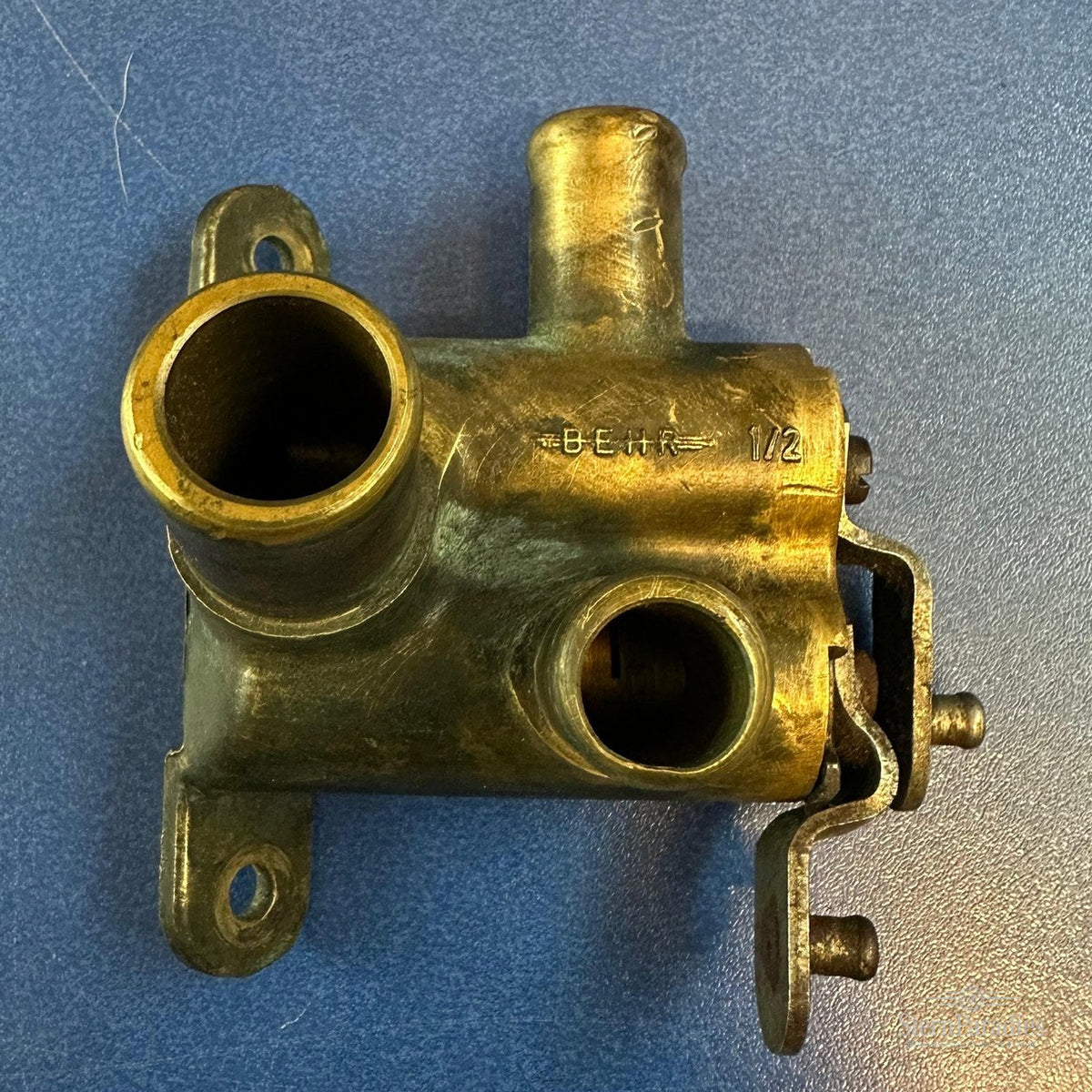 SP-2026-000090 – opposite_view
