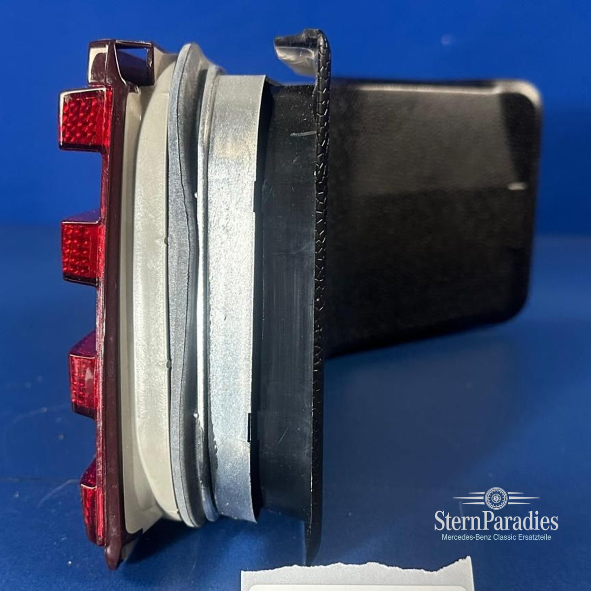 SP-2026-000195 – Seitliche Tiefe und Anschlussgehäuse
