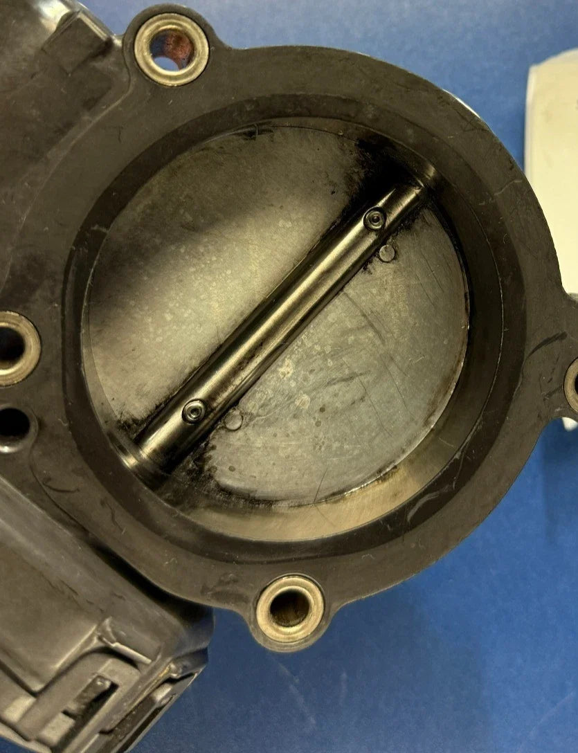 Mercedes OM651 Drosselklappe A6510900070 – SP-2026-000338 – Originalaufnahme 7