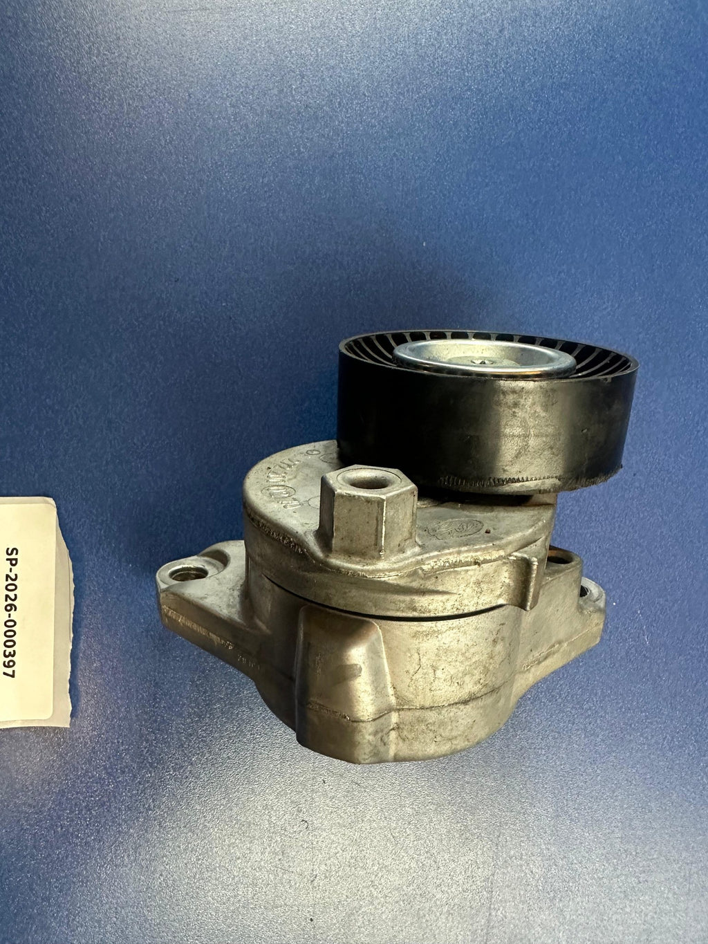 Original Mercedes Spannrolle A2722000270 Riemenspanner M272 gebraucht – SP-2026-000397 – Ansicht 2