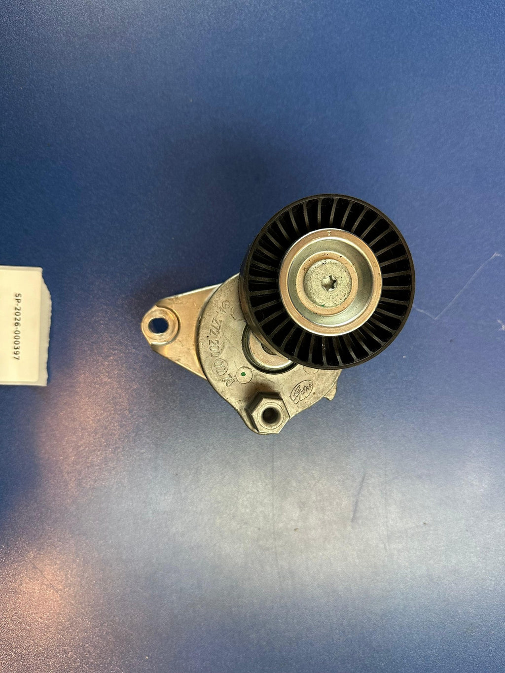 Original Mercedes Spannrolle A2722000270 Riemenspanner M272 gebraucht – SP-2026-000397 – Ansicht 3
