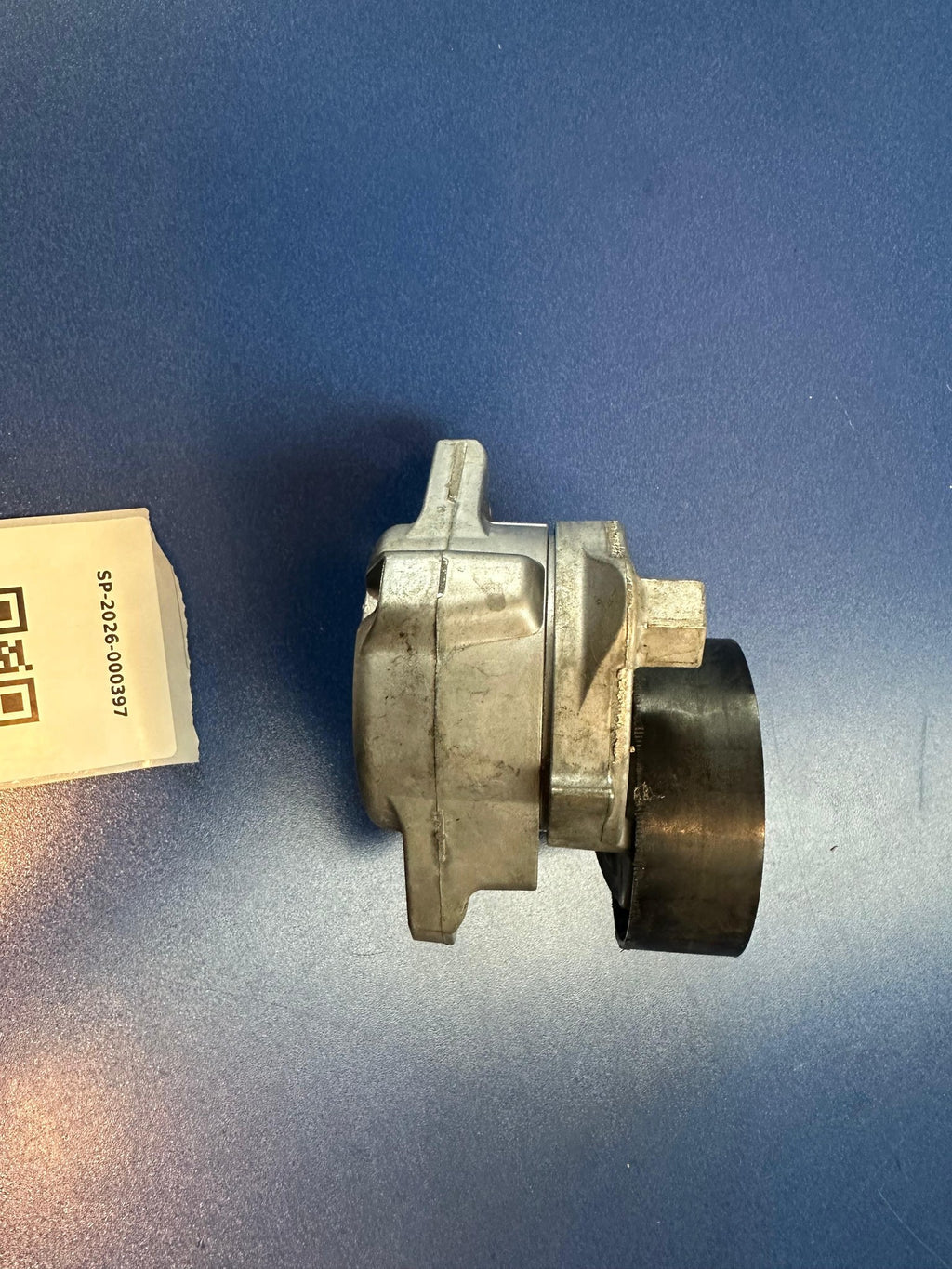 Original Mercedes Spannrolle A2722000270 Riemenspanner M272 gebraucht – SP-2026-000397 – Ansicht 5