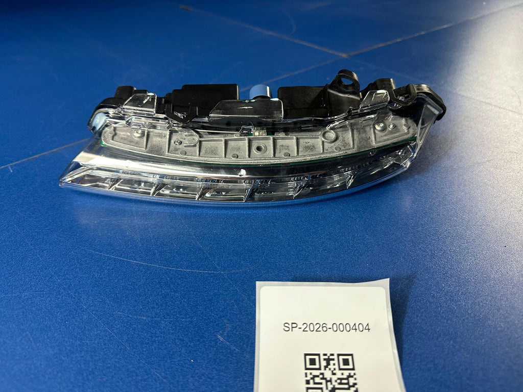 Mercedes W204 W221 W251 Tagfahrlicht links A2218201756 LED DRL NOS – SP-2026-000404 – Ansicht 2
