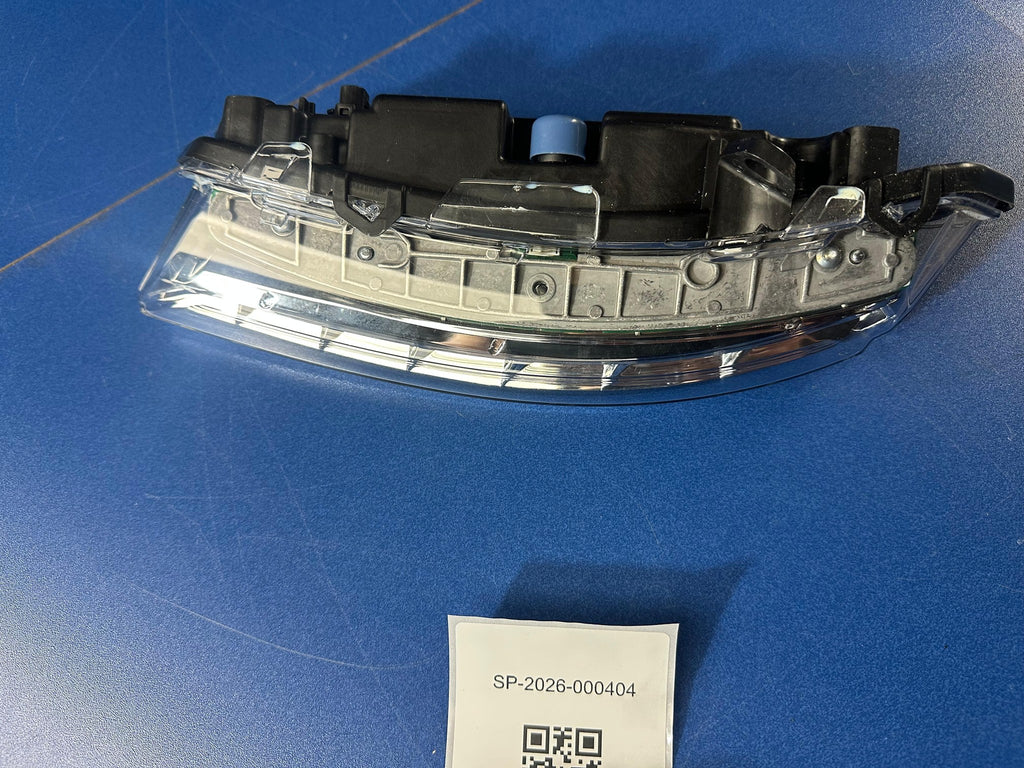 Mercedes W204 W221 W251 Tagfahrlicht links A2218201756 LED DRL NOS – SP-2026-000404 – Ansicht 4