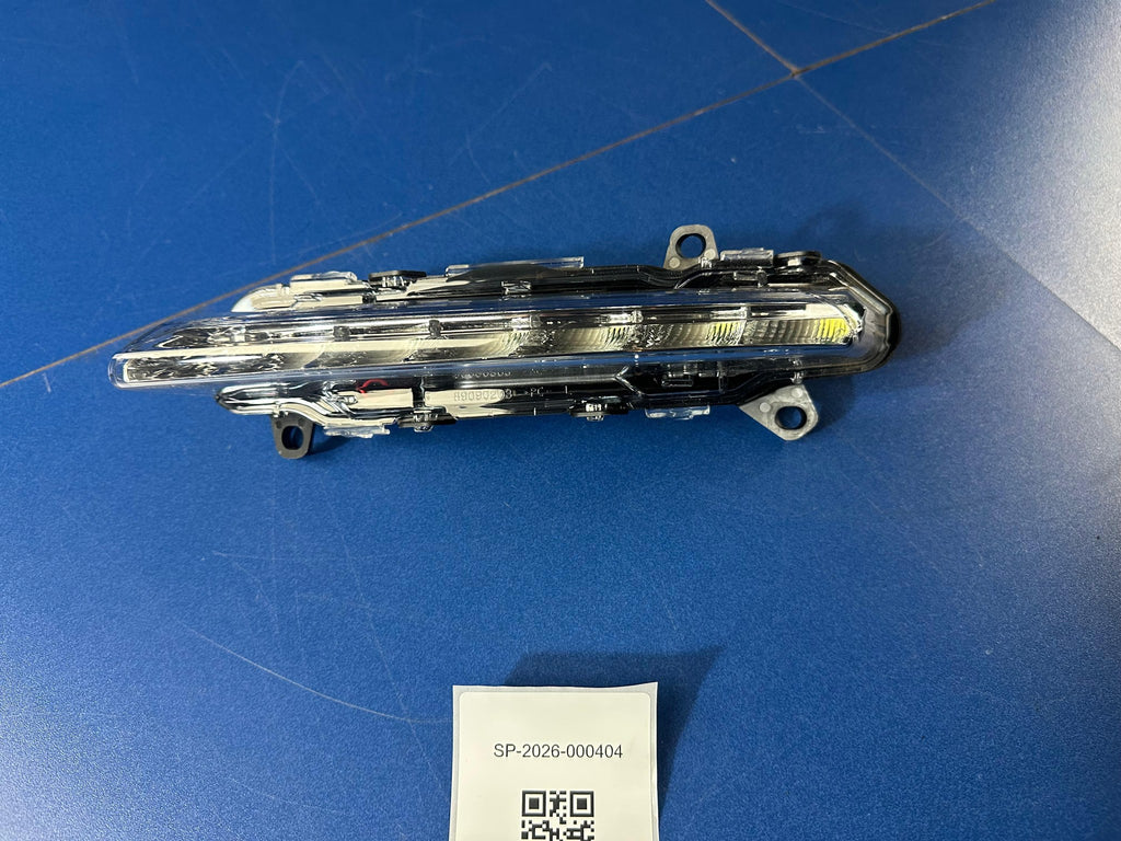 Mercedes W204 W221 W251 Tagfahrlicht links A2218201756 LED DRL NOS – SP-2026-000404 – Ansicht 6