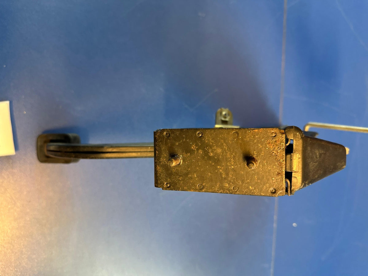 Mercedes W116 A1164200984 Feststellbremse Fußpedal Parking Brake Pedal – SP-2026-000413 – Ansicht 6