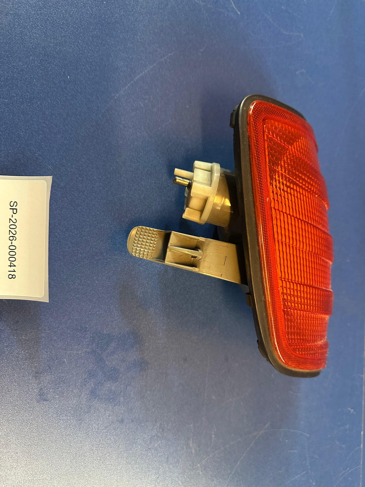 Mercedes W124 A1248260143 Blinker rechts Bosch 1305233929 Turn Signal – SP-2026-000418 – Ansicht 3