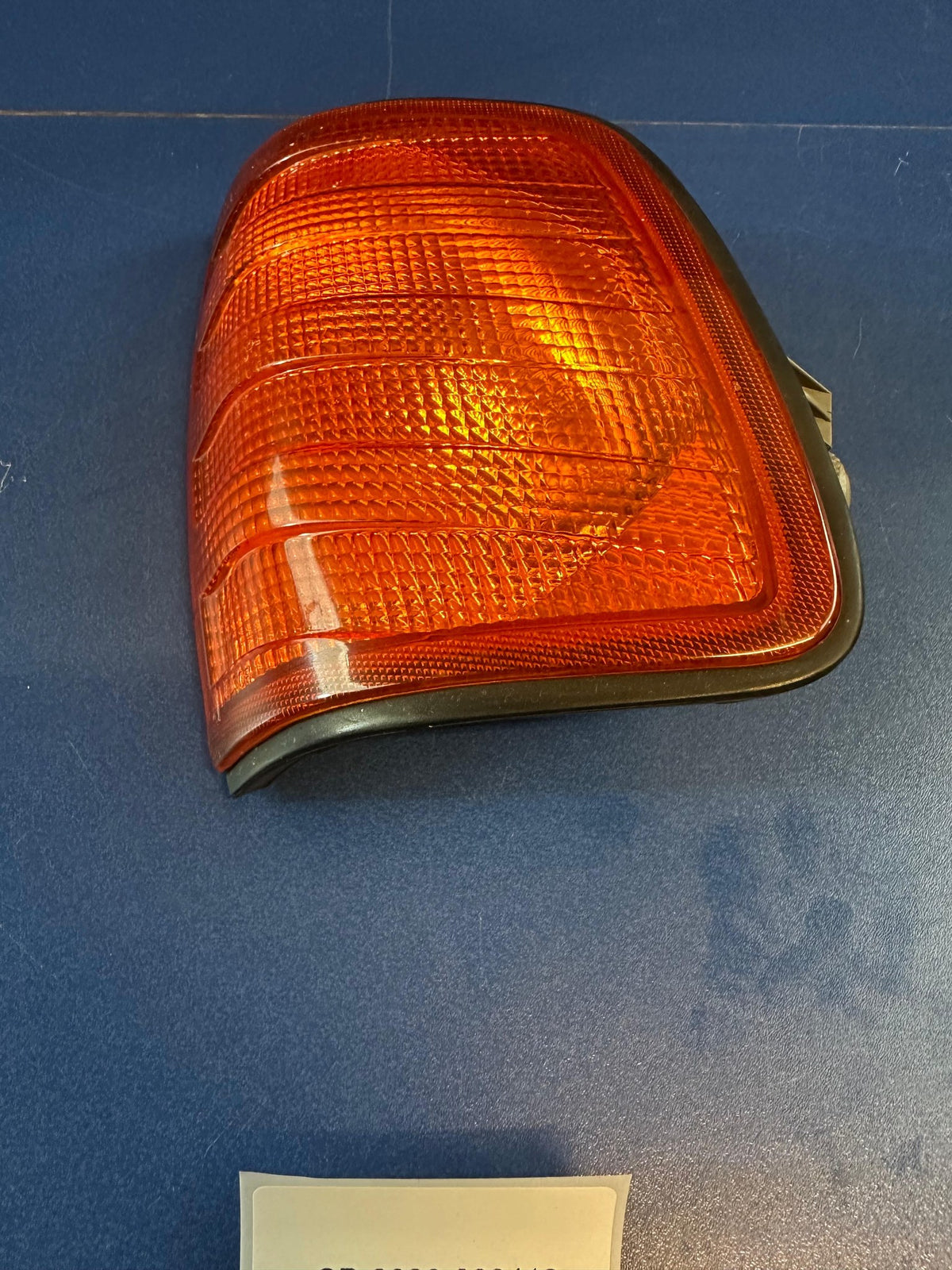Mercedes W124 A1248260143 Blinker rechts Bosch 1305233929 Turn Signal – SP-2026-000418 – Ansicht 6