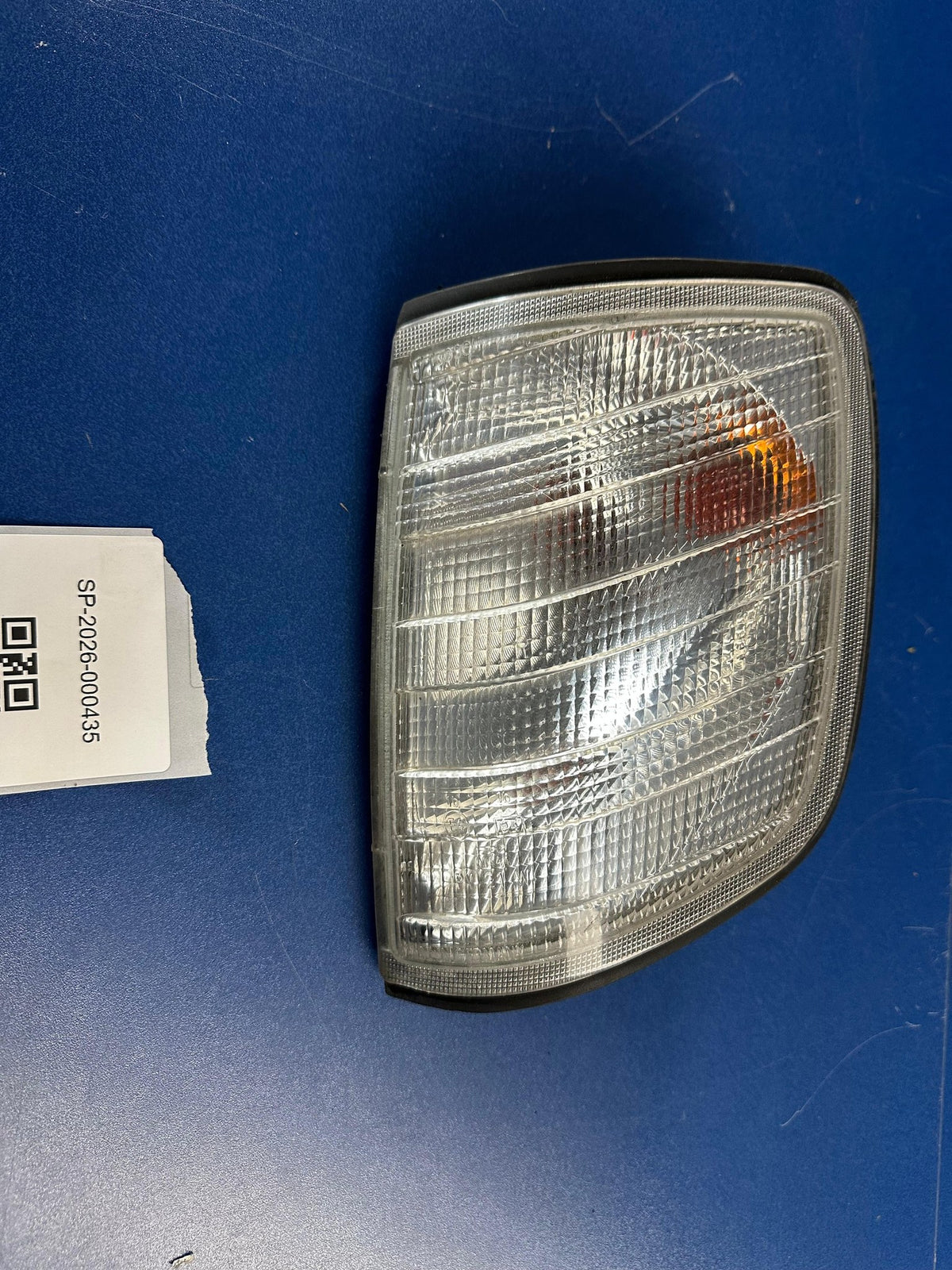 Original Mercedes W124 Blinker links weiß Bosch A1248260743 1305233936 – SP-2026-000435 – Ansicht 3