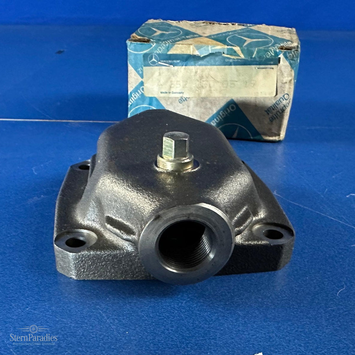 Original Mercedes Kompressor Zylinderkopf A3521300319 OM352 NOS – Weitere Ansicht – SP-2026-000437